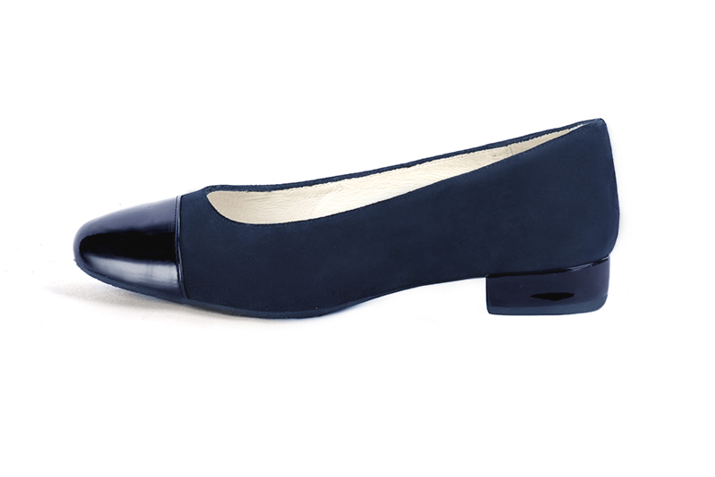 Women's  dress ballet flats, with low heels. .  - Profile view